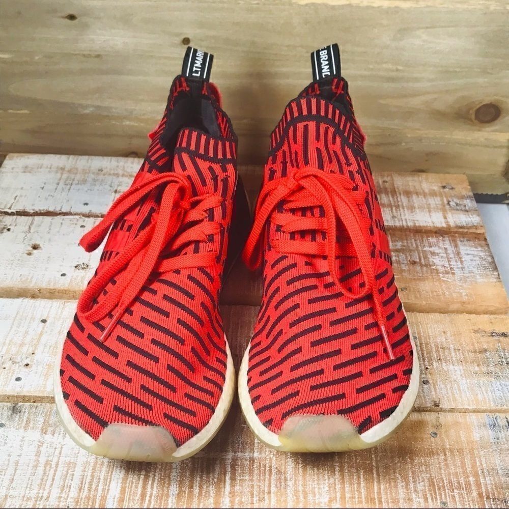 ✅adidas NMD R2
Core Red - Picture 6 of 9